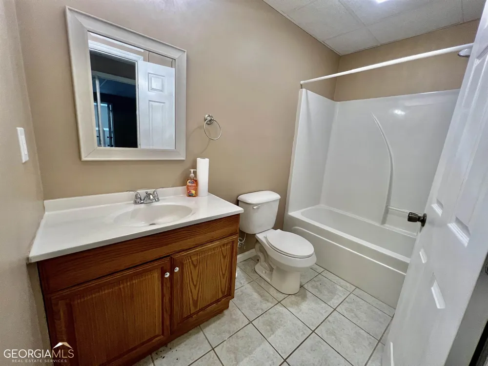 1010 Jacob DR Watkinsville, GA 30677
