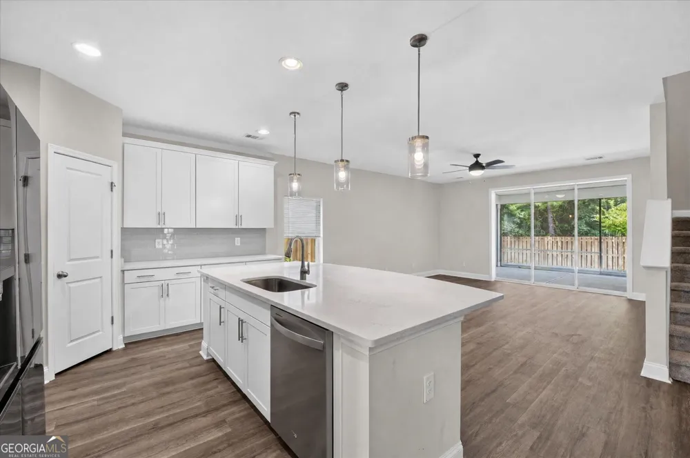 20 Nettleton LN Richmond Hill, GA 31324