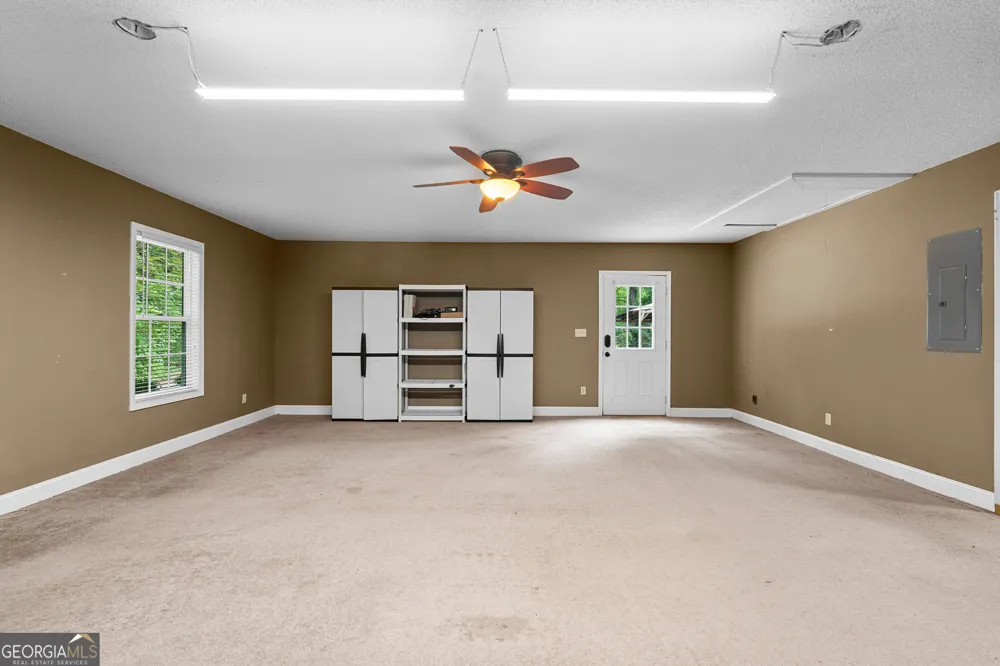 270 Hendrix RD Newnan, GA 30263