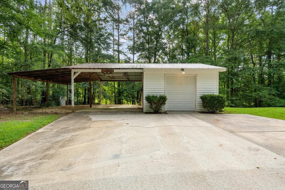 270 Hendrix RD Newnan, GA 30263