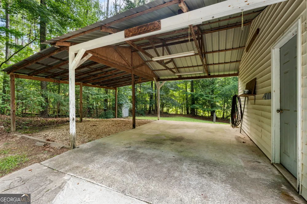 270 Hendrix RD Newnan, GA 30263