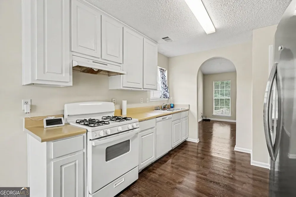 4824 Buchli LN Lithonia, GA 30038