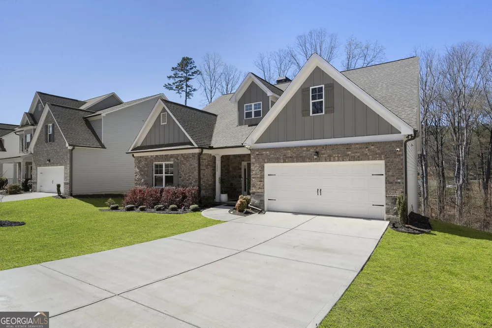 1880 Grand Lanier DR Buford, GA 30518
