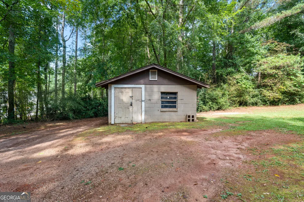 967 Turkey Creek RD Newnan, GA 30263
