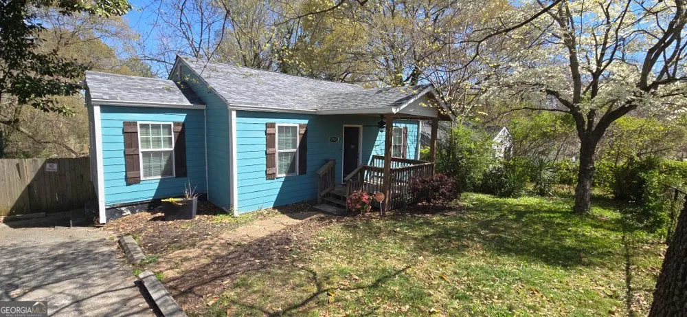 1901 E Farris AVE East Point, GA 30344