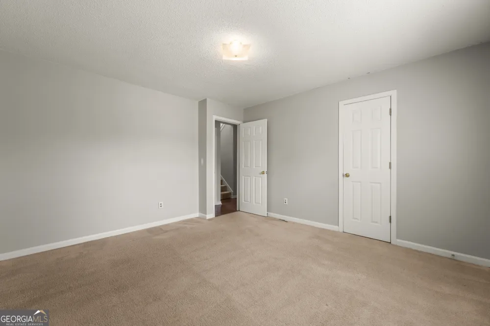 27 Waters Edge WAY Fayetteville, GA 30215