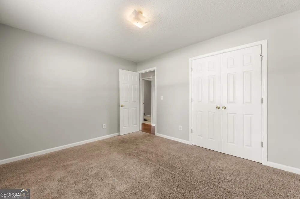 27 Waters Edge WAY Fayetteville, GA 30215