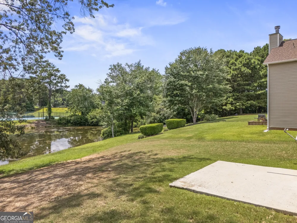 27 Waters Edge WAY Fayetteville, GA 30215