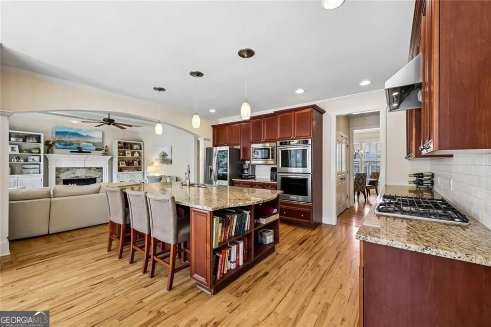 18 Stoneridge CT Dawsonville, GA 30534