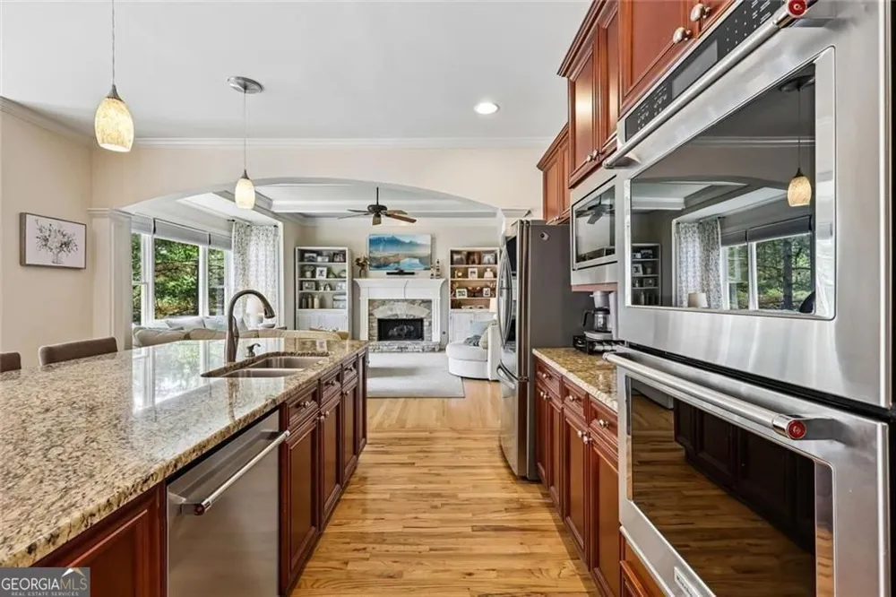 18 Stoneridge CT Dawsonville, GA 30534