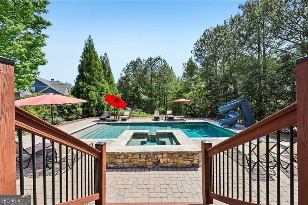 18 Stoneridge CT Dawsonville, GA 30534