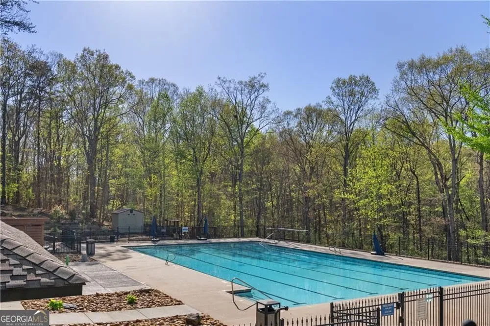 18 Stoneridge CT Dawsonville, GA 30534