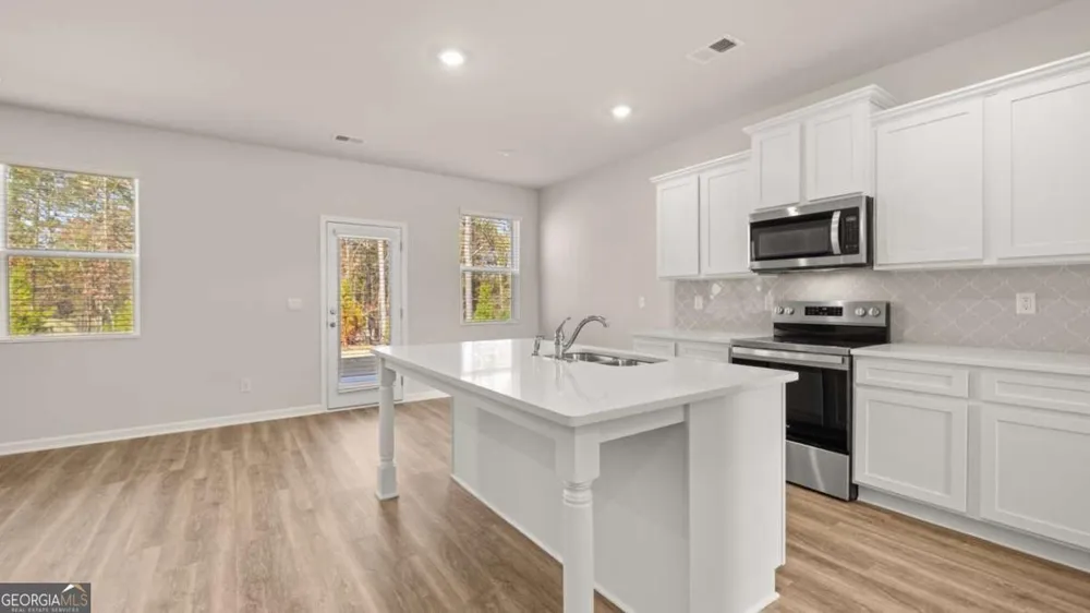 264 Bristol BLVD Winder, GA 30680