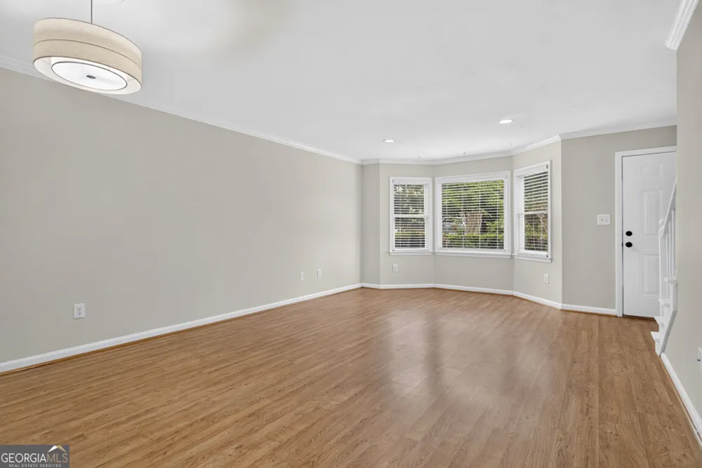 125 Dennis DR Athens, GA 30605