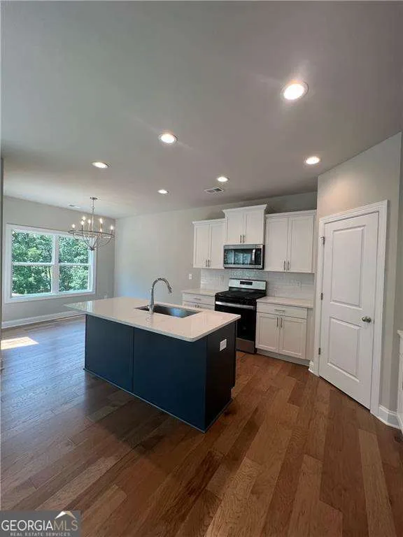 336 Lakeside CT Canton, GA 30114