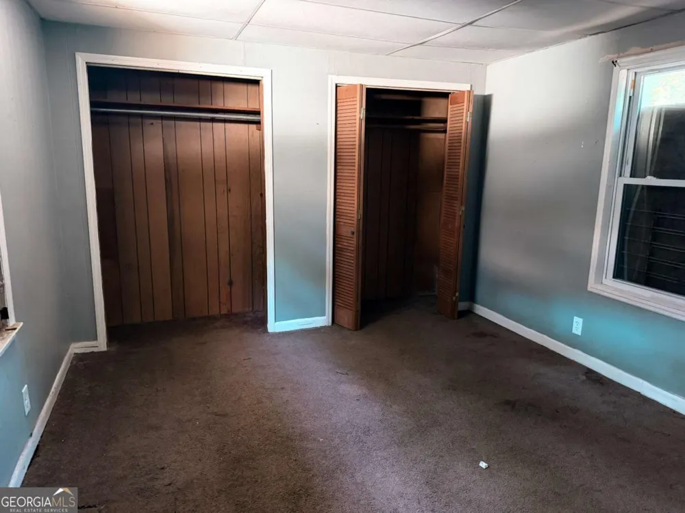 2772 Palm DR East Point, GA 30344