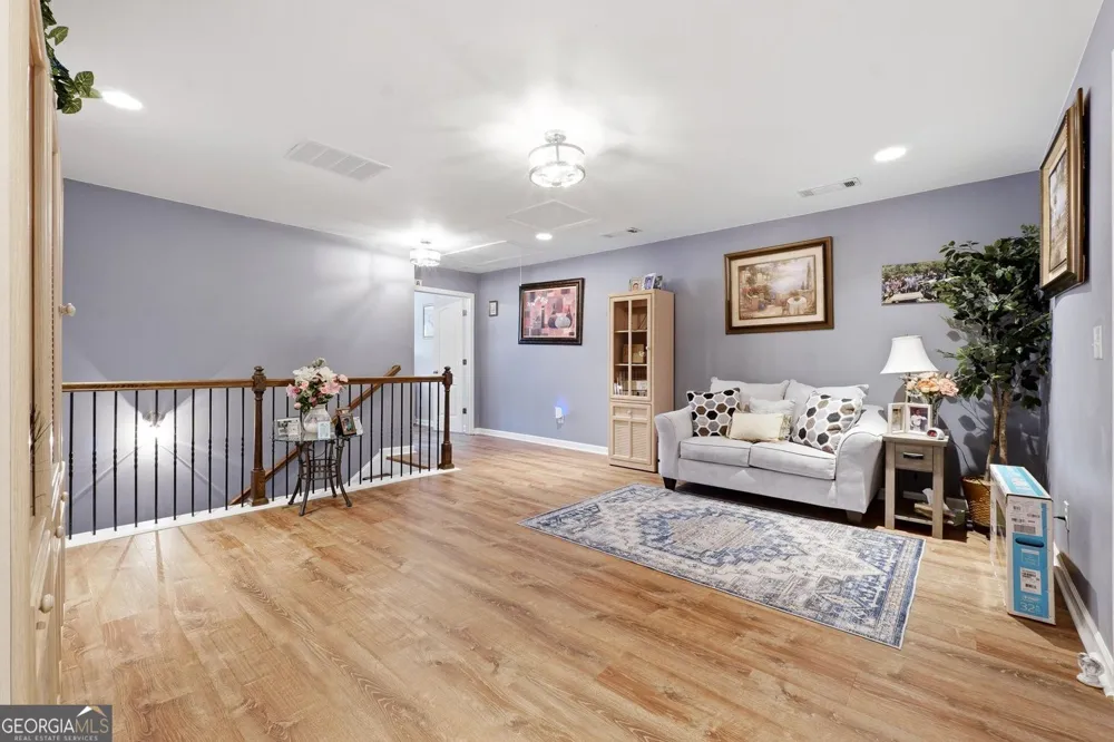 5058 Whiteoak ST SE Smyrna, GA 30080
