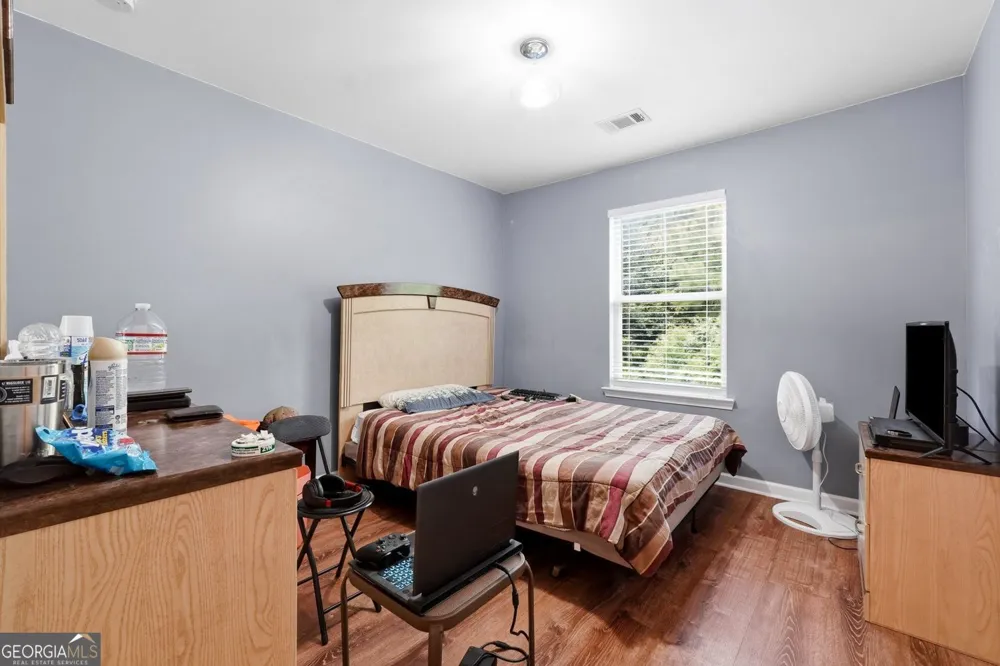 5058 Whiteoak ST SE Smyrna, GA 30080