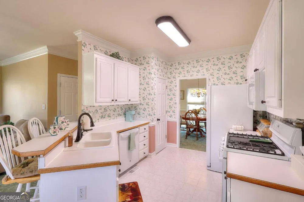 1951 Harvest WAY Loganville, GA 30052