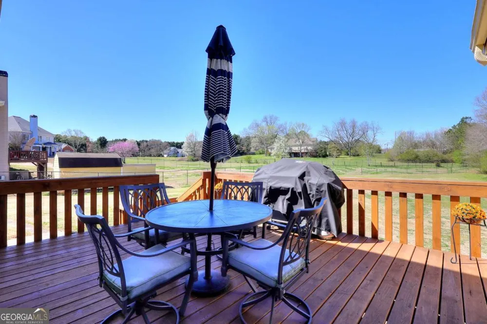 1951 Harvest WAY Loganville, GA 30052