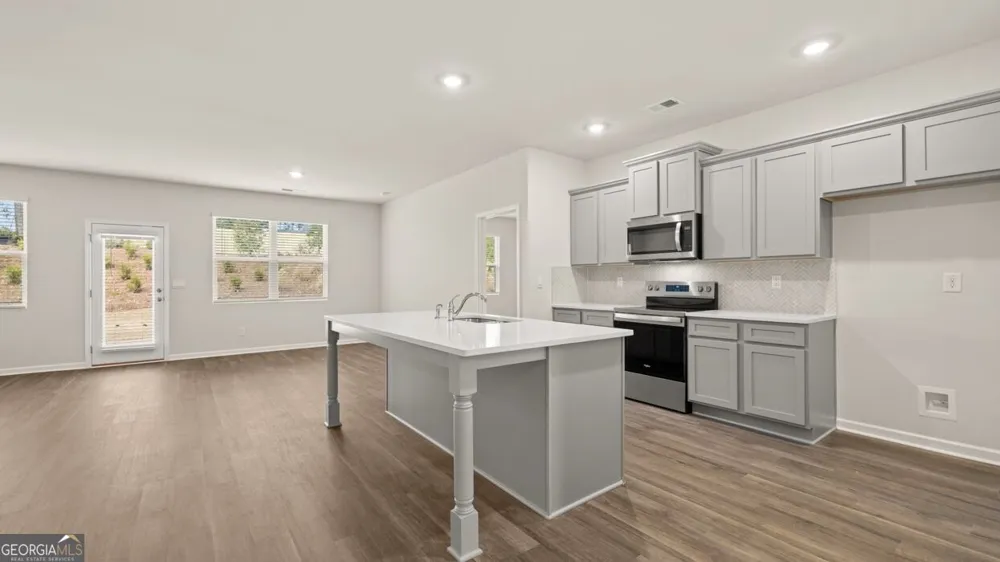 300 Bristol BLVD Winder, GA 30680