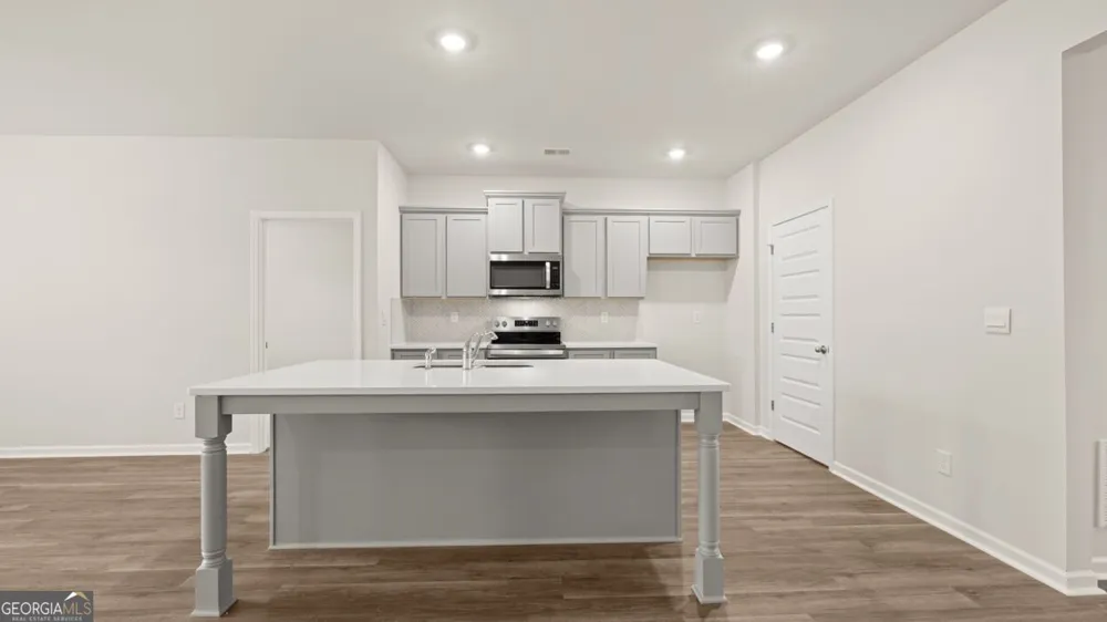 300 Bristol BLVD Winder, GA 30680