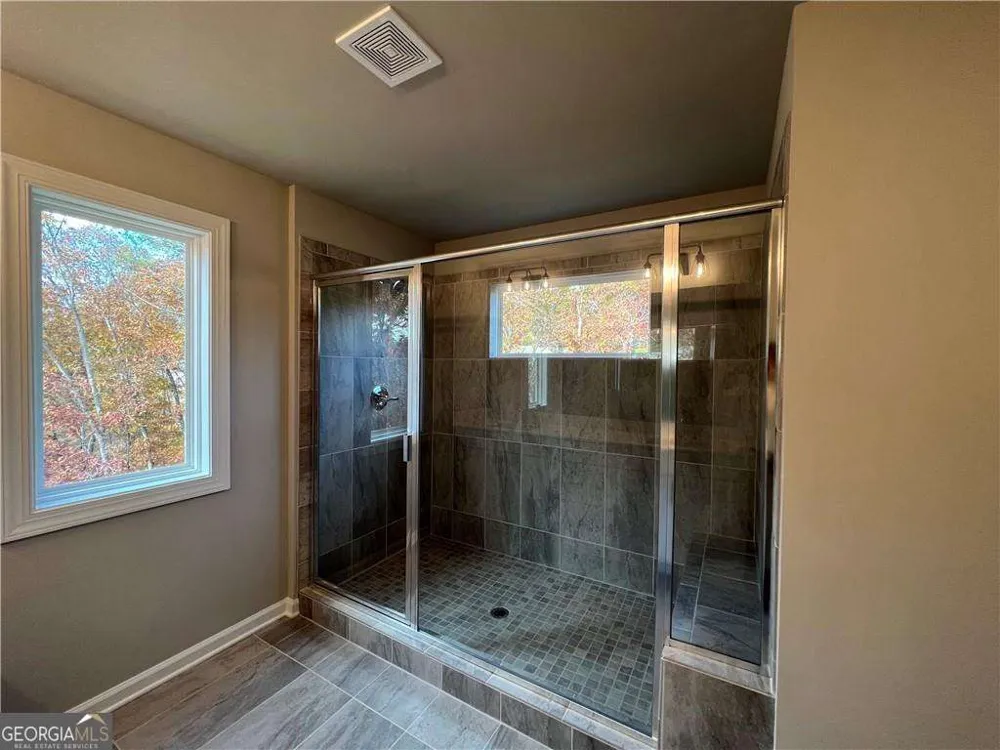 340 Lakeside CT Canton, GA 30114