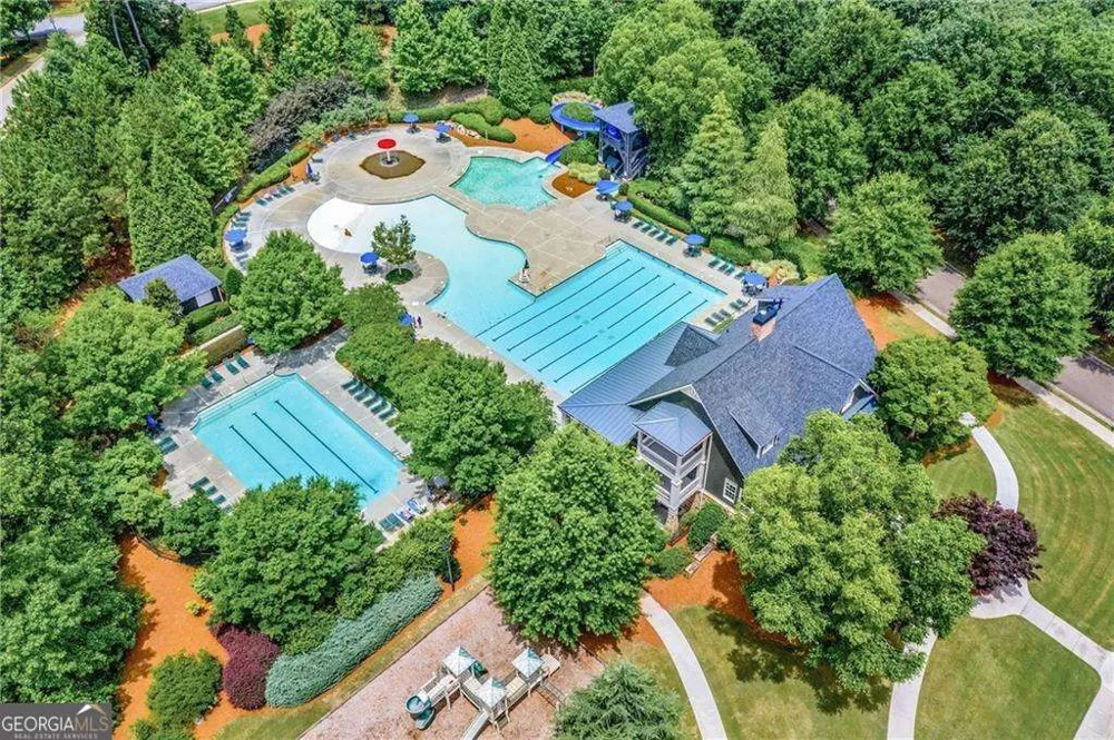 340 Lakeside CT Canton, GA 30114