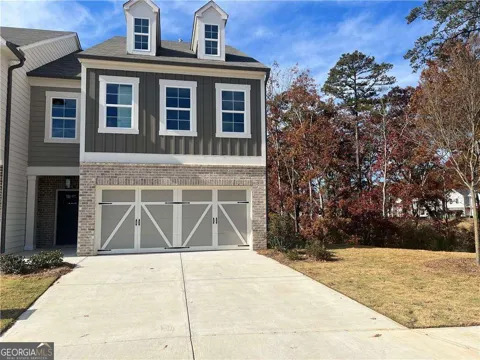 340 Lakeside CT