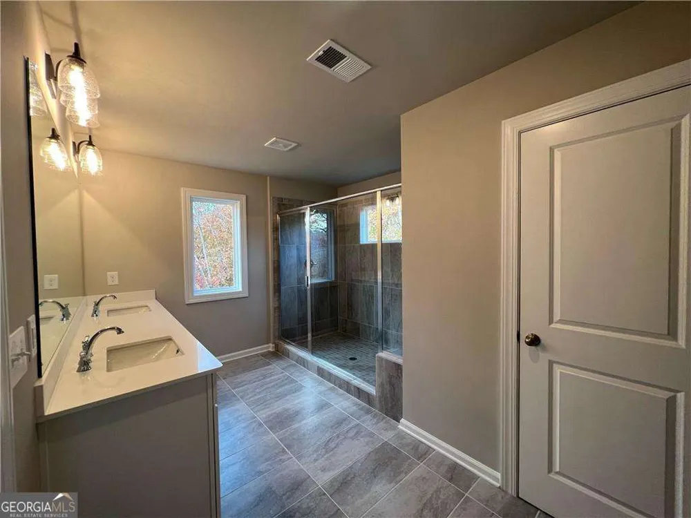 340 Lakeside CT Canton, GA 30114