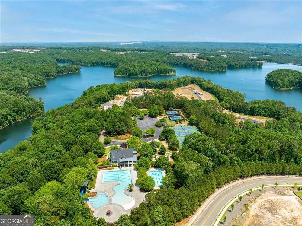 340 Lakeside CT Canton, GA 30114