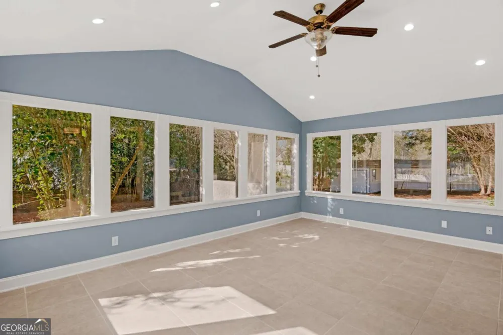 1808 Seminole TRL Waycross, GA 31501