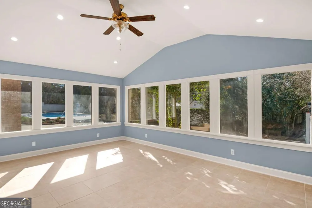 1808 Seminole TRL Waycross, GA 31501