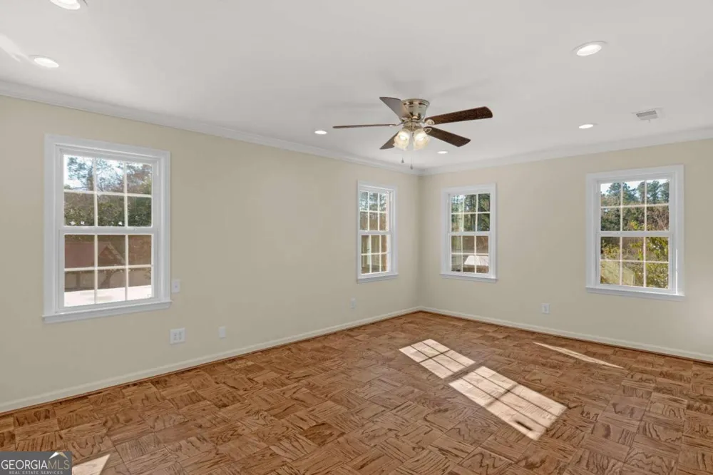 1808 Seminole TRL Waycross, GA 31501