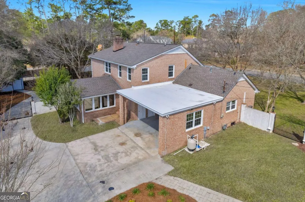 1808 Seminole TRL Waycross, GA 31501