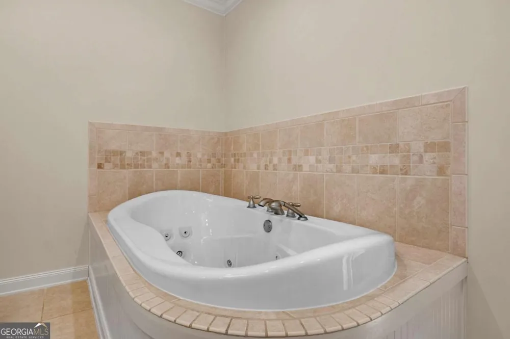 1808 Seminole TRL Waycross, GA 31501