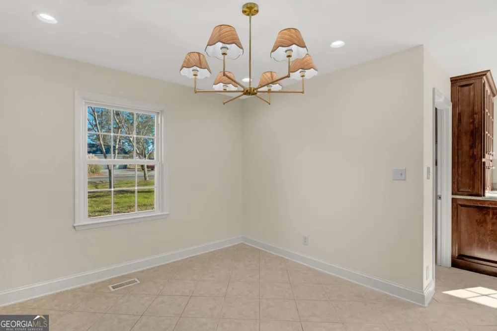 1808 Seminole TRL Waycross, GA 31501
