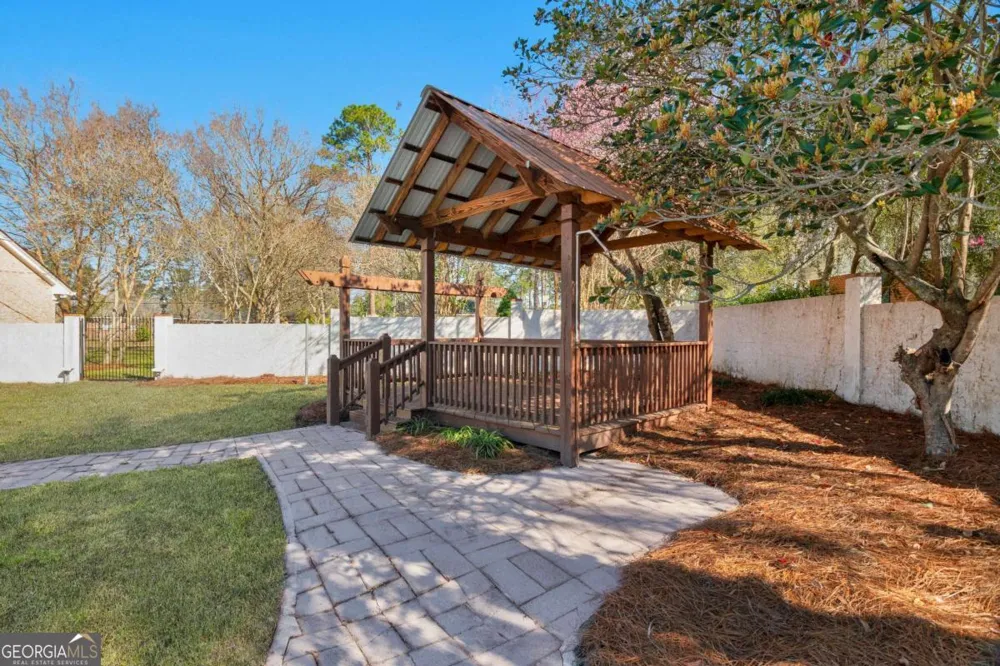 1808 Seminole TRL Waycross, GA 31501