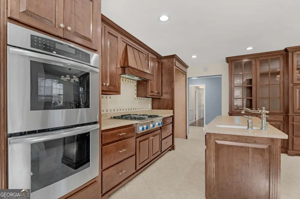 1808 Seminole TRL Waycross, GA 31501