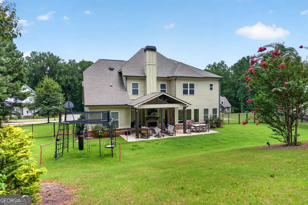 845 Walnut River TRL Hoschton, GA 30548