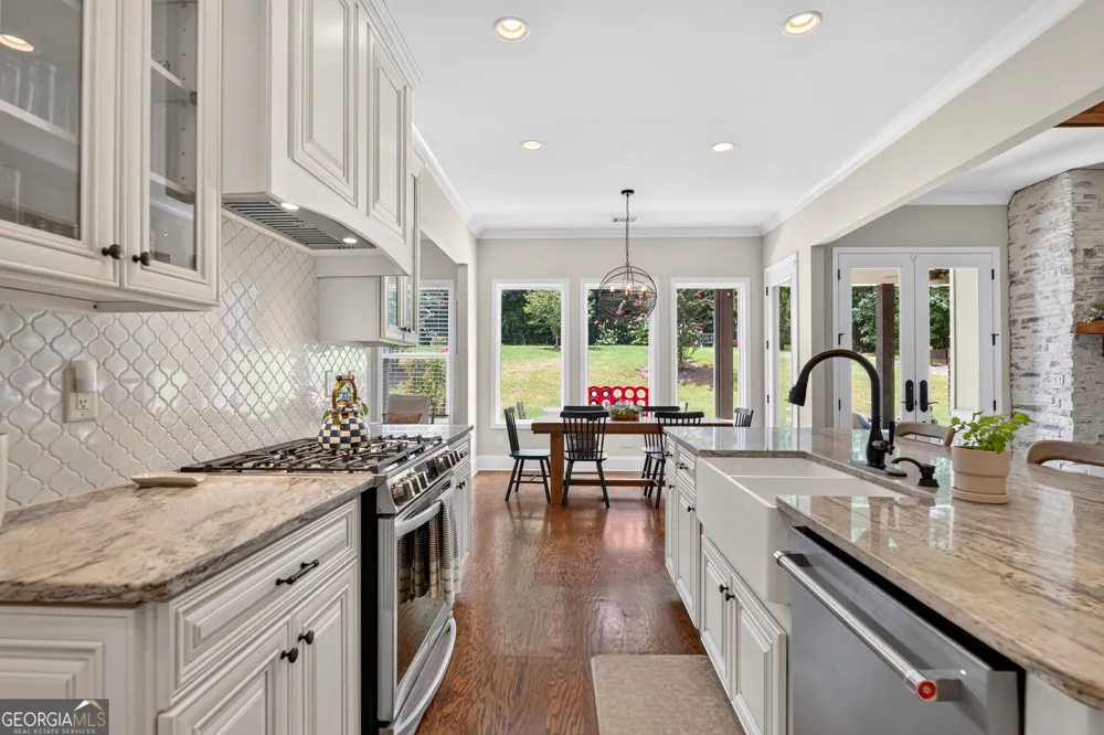 845 Walnut River TRL Hoschton, GA 30548