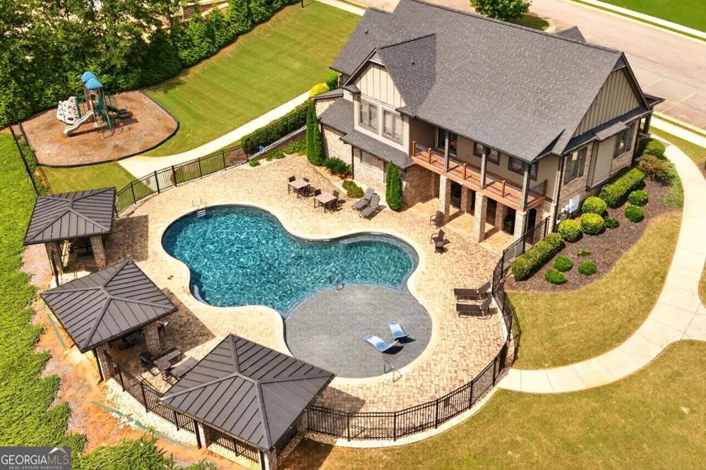 845 Walnut River TRL Hoschton, GA 30548