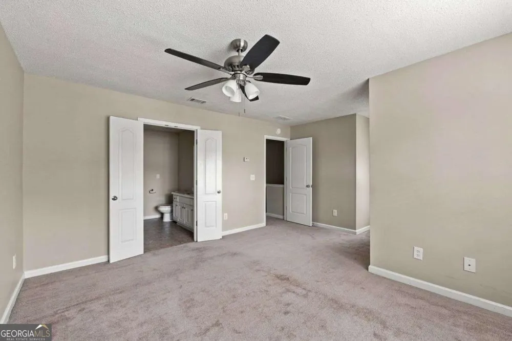1428 Box CIR Winder, GA 30680