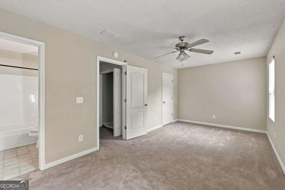 1428 Box CIR Winder, GA 30680