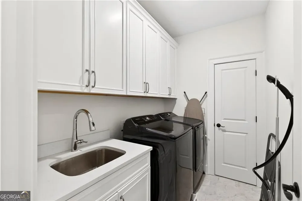 4040 Connolly CT Roswell, GA 30075