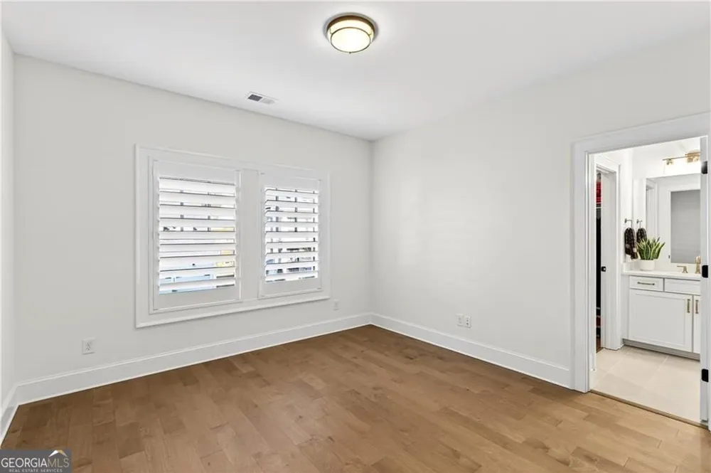 4040 Connolly CT Roswell, GA 30075
