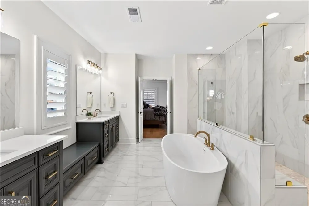 4040 Connolly CT Roswell, GA 30075
