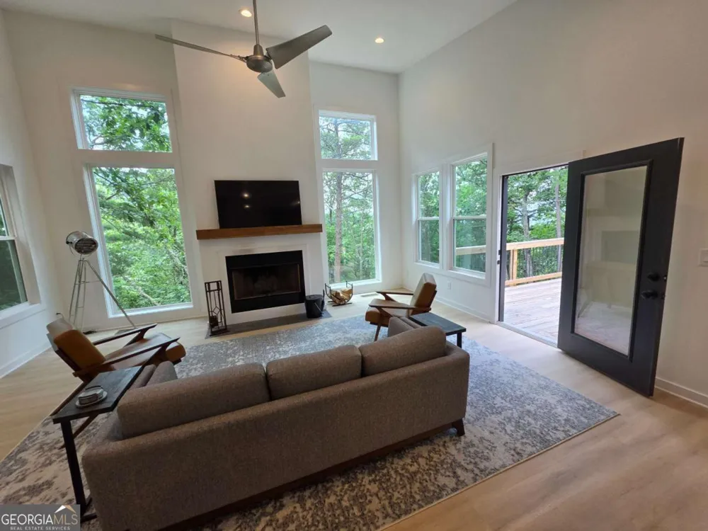 484 RockWater RD Ellijay, GA 30536