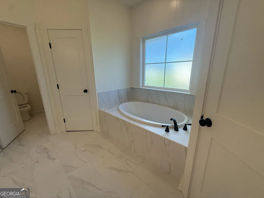 120 Pin Oak Lane Statesboro, GA 30458