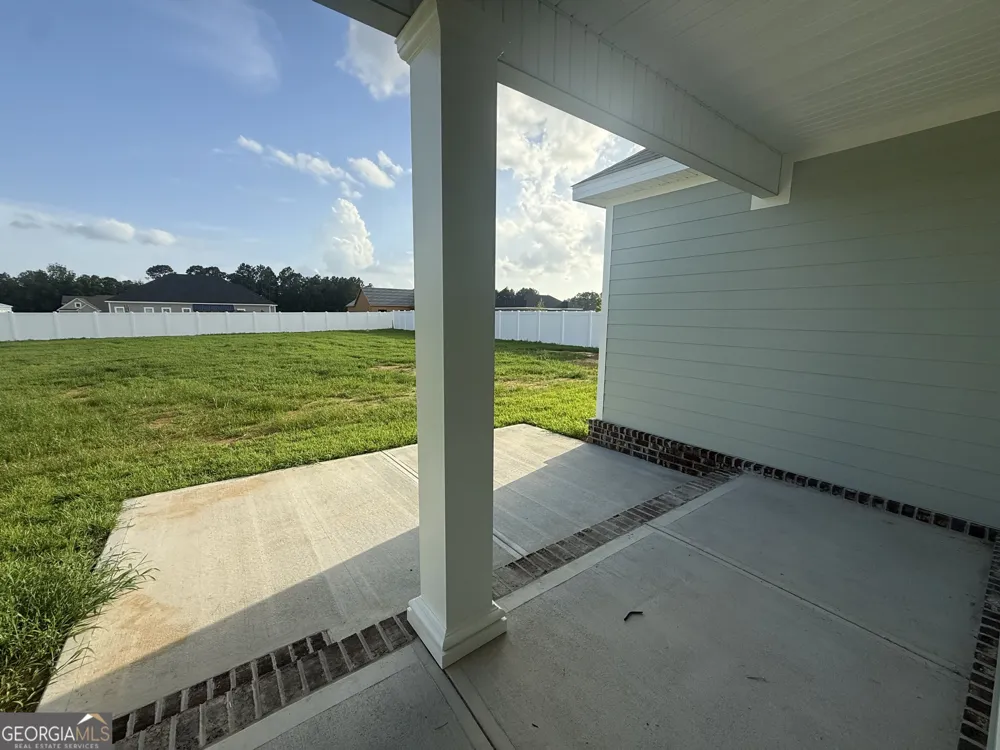 120 Pin Oak Lane Statesboro, GA 30458
